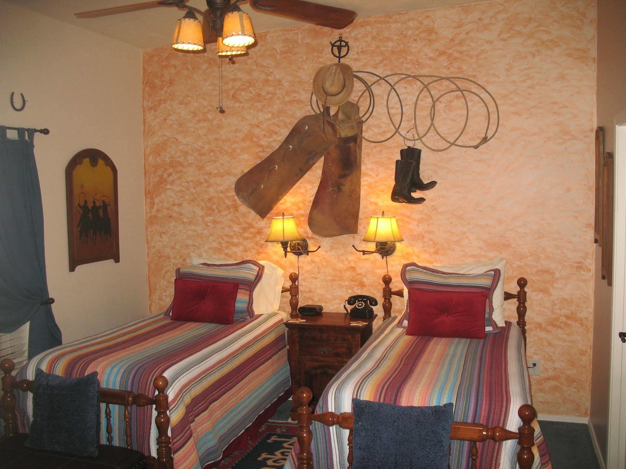 Desert Sol Bed & Breakfast ทูซอน ภายนอก รูปภาพ
